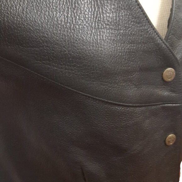 Women’s Classic 4 button Solid Cowhide Black Leather Vest - Picture 2 of 3